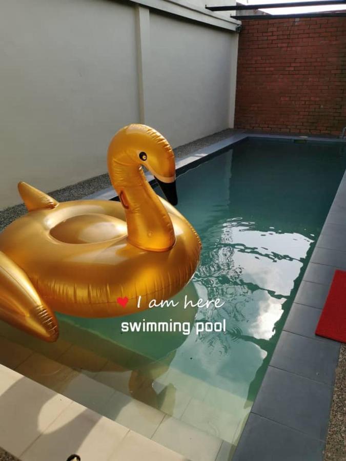 Apartment Swimming Pool Party House