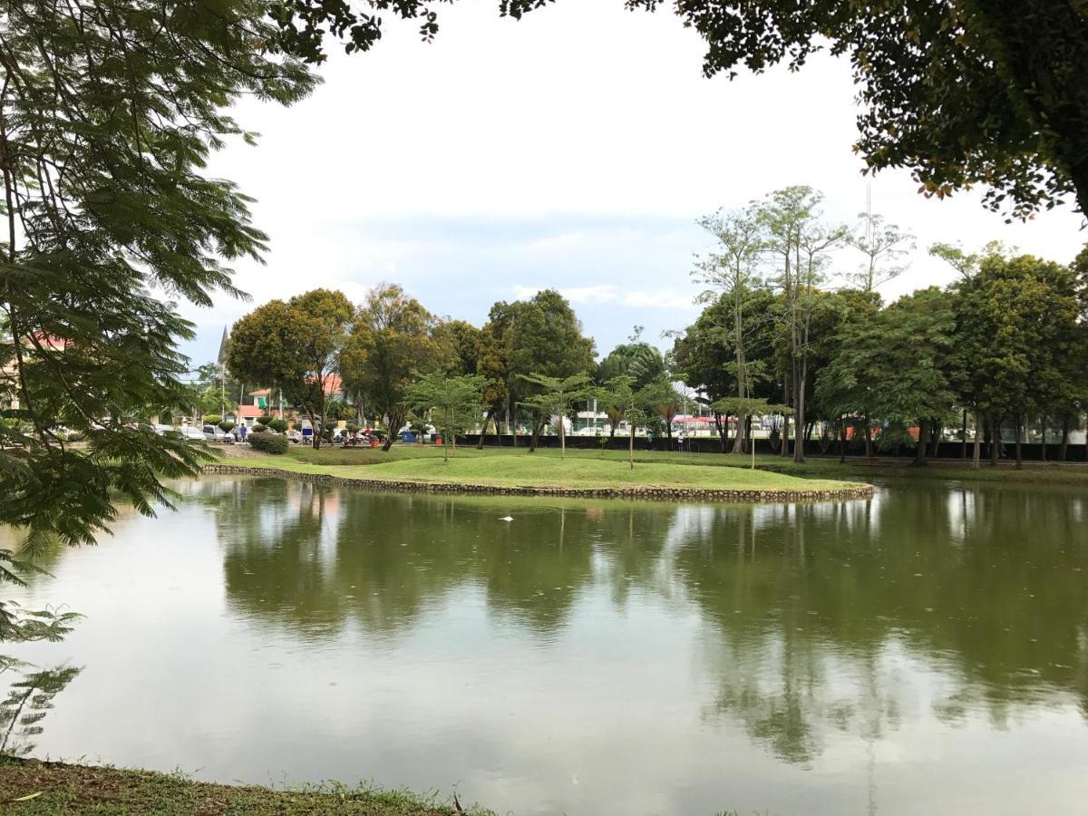 Swimming Pool Party House Apartment Batu Pahat